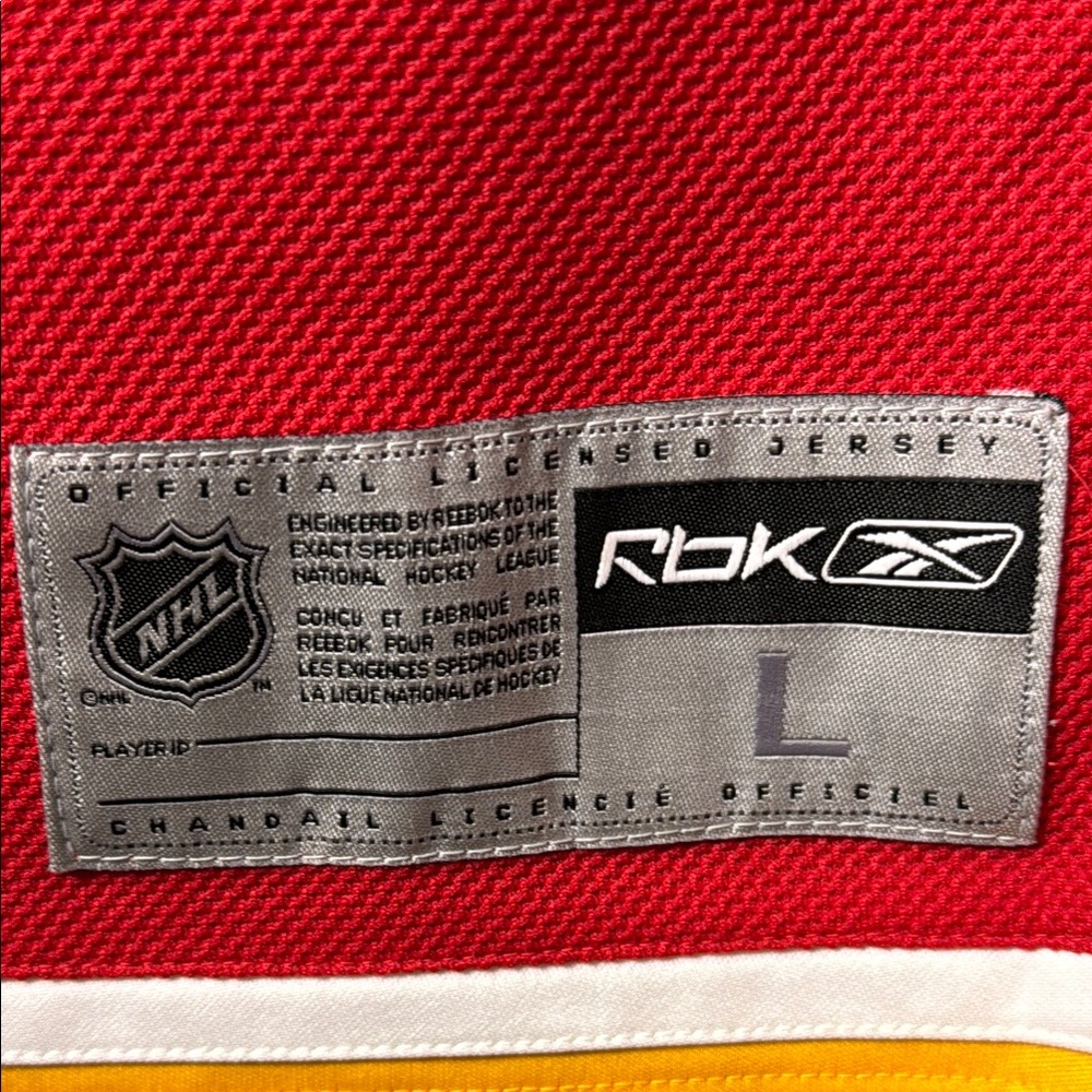 Reebok Calgary Flames Hockey Jersey - Picture 5 of 9